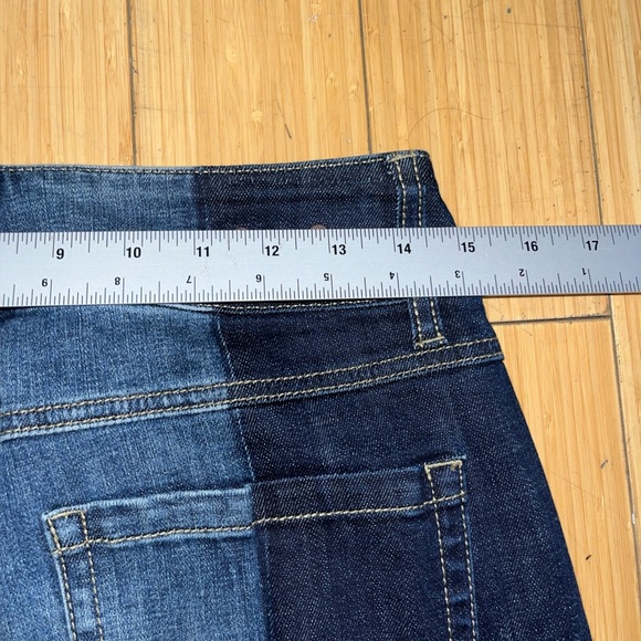Cabi Jeans 2 Toned Denim New W/o Tags Never Washed Size 8 Women’s - Picture 7 of 10